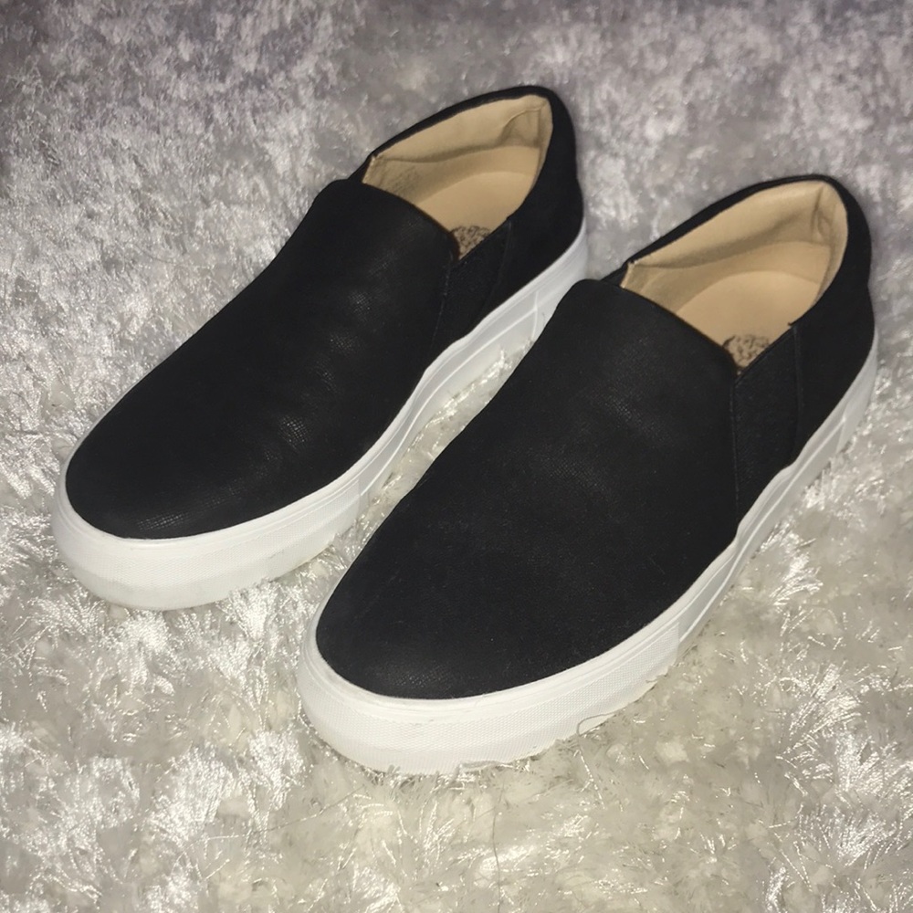 Vince Camuto slip on’s